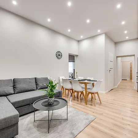 Platinum 29 Apartment *